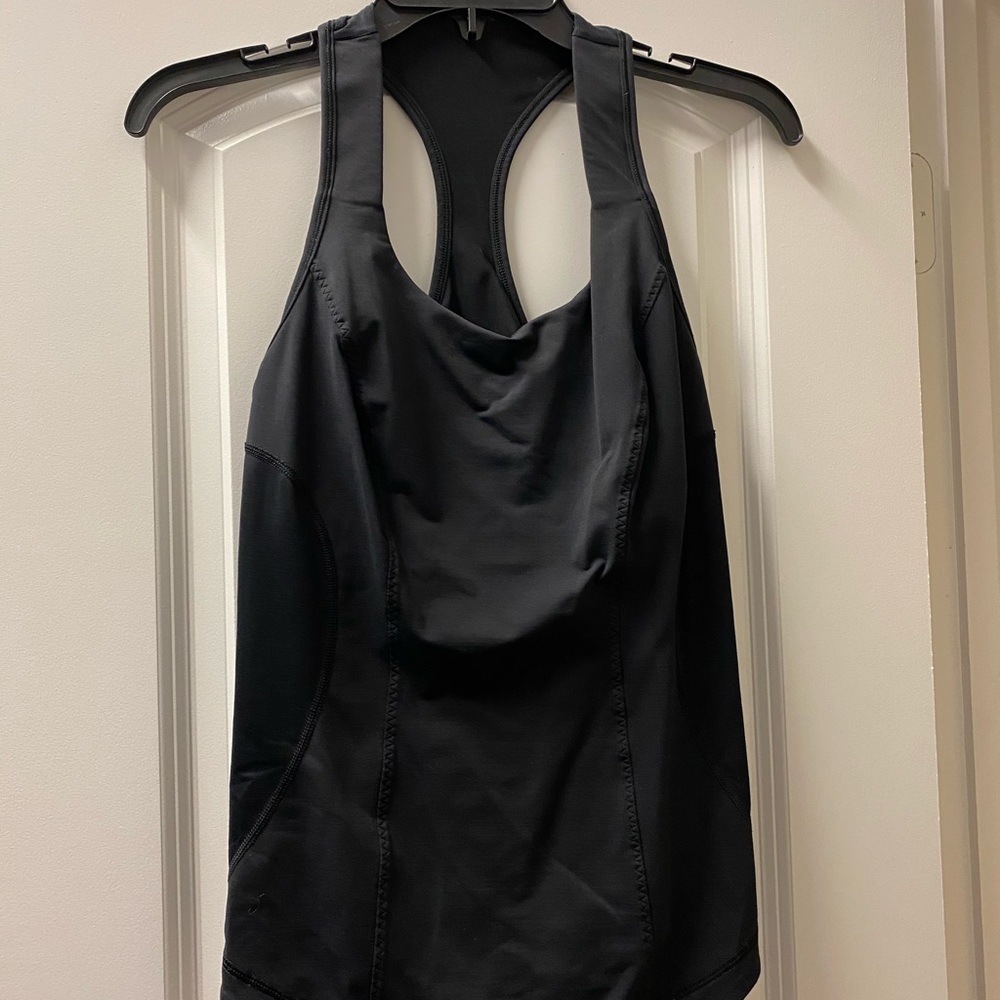 Lululemon tank